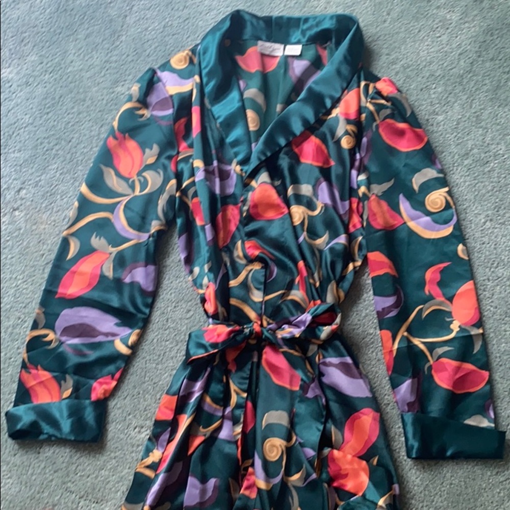 Floor length silk road